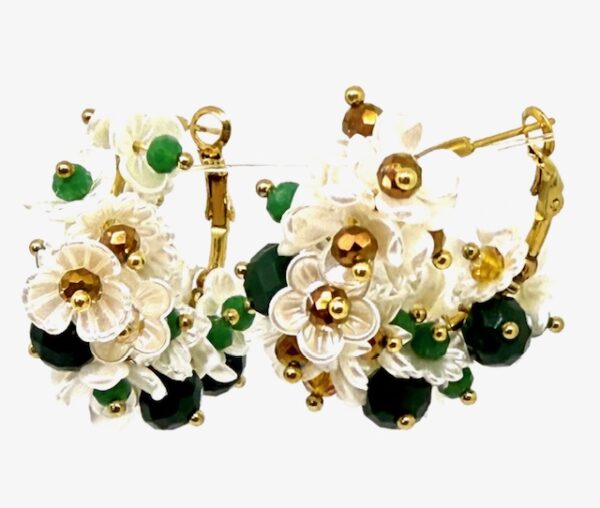 Orechino base anello in acciaio, tempestato da moltioddimi fiori madreperlati - immagine 5
