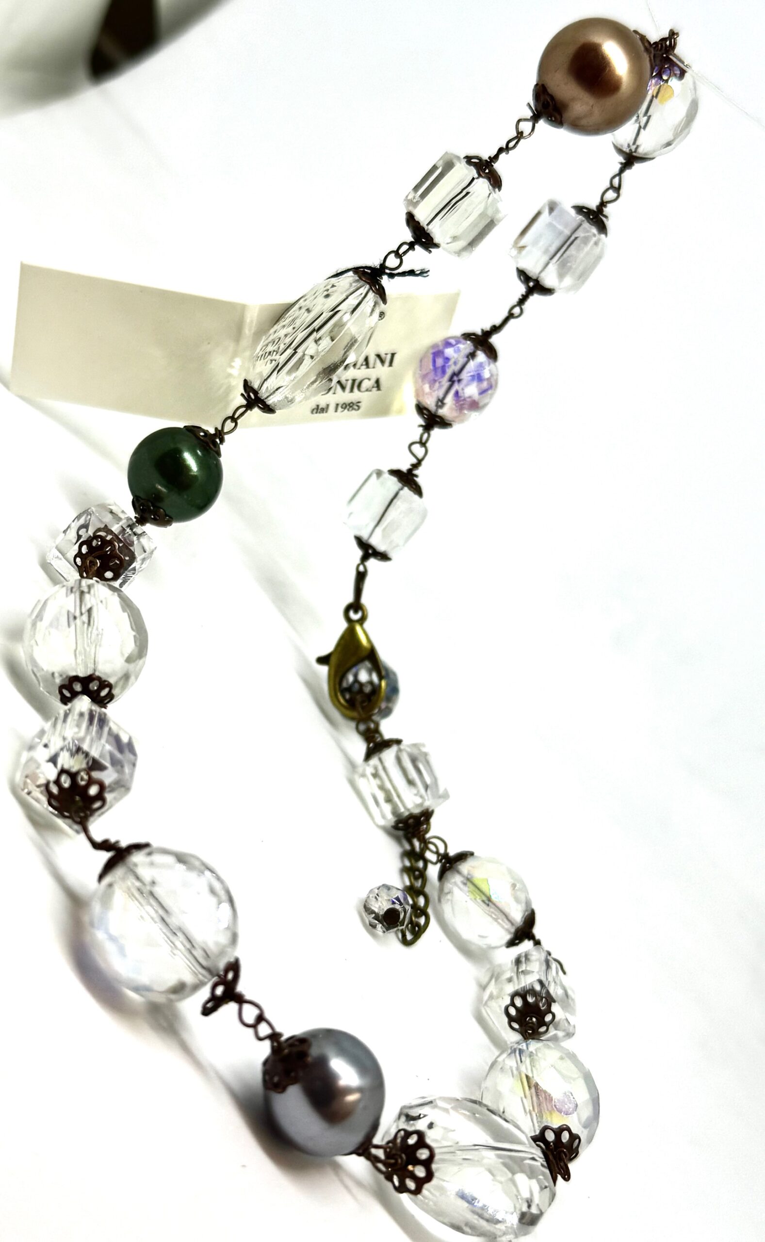 Collana retrò con particolari  in cristall0, - immagine 3