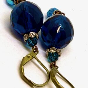 Orecchino retrò con cristallo color ottanio,